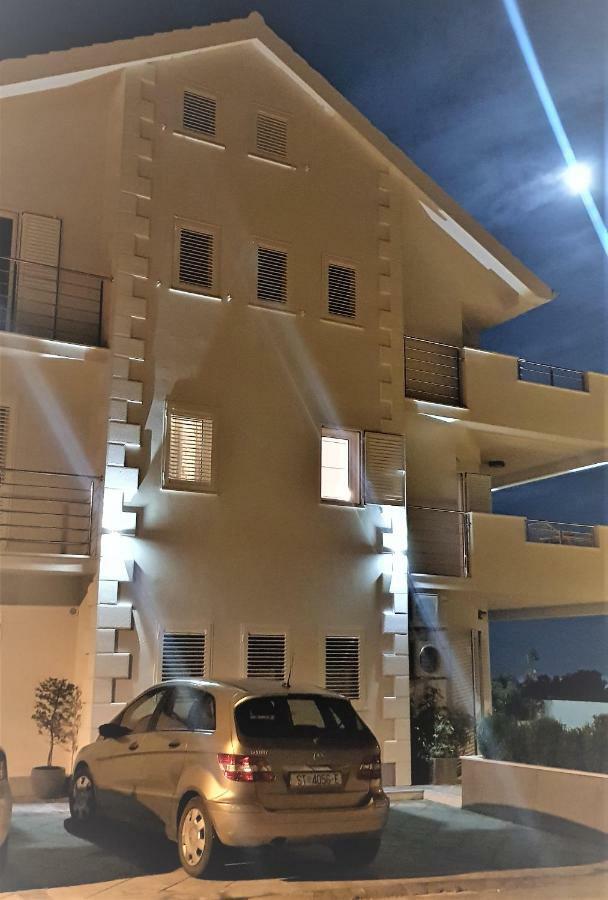 Hvar De Luxe Apartments 1 Hvar Town Exterior photo